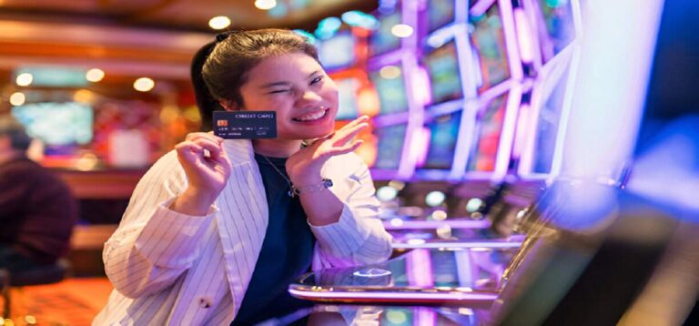 Player enjoying MGM Slots Live with free chips